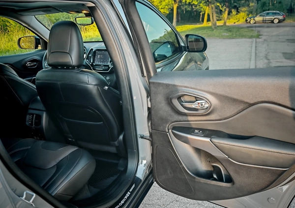 Jeep Cherokee cena 145000 przebieg: 3600, rok produkcji 2022 z Wolbrom małe 781